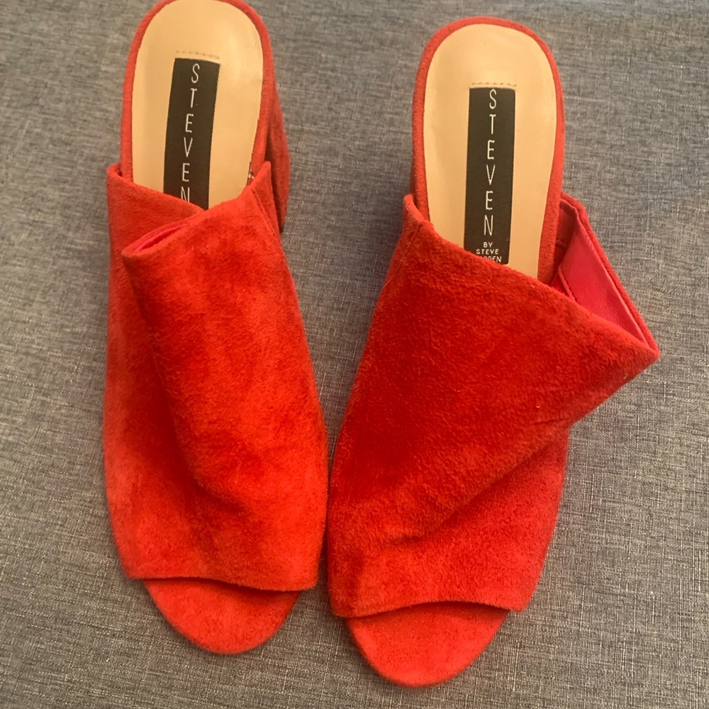 Steven by Steve Madden Red Suede Mule Heel Sandals